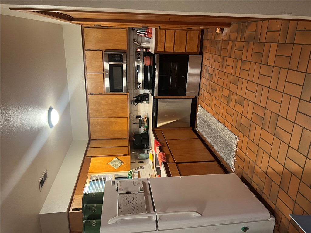 Mitchells Add - Residential Lease