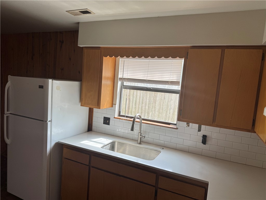 Mitchells Add - Residential Lease