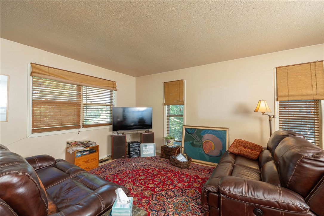 Hillcrest Add - Residential Income