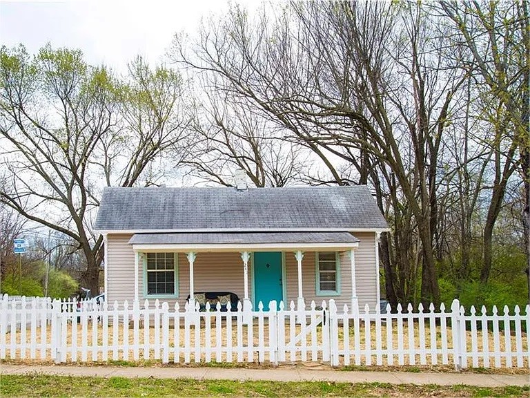 Combs Add - Residential