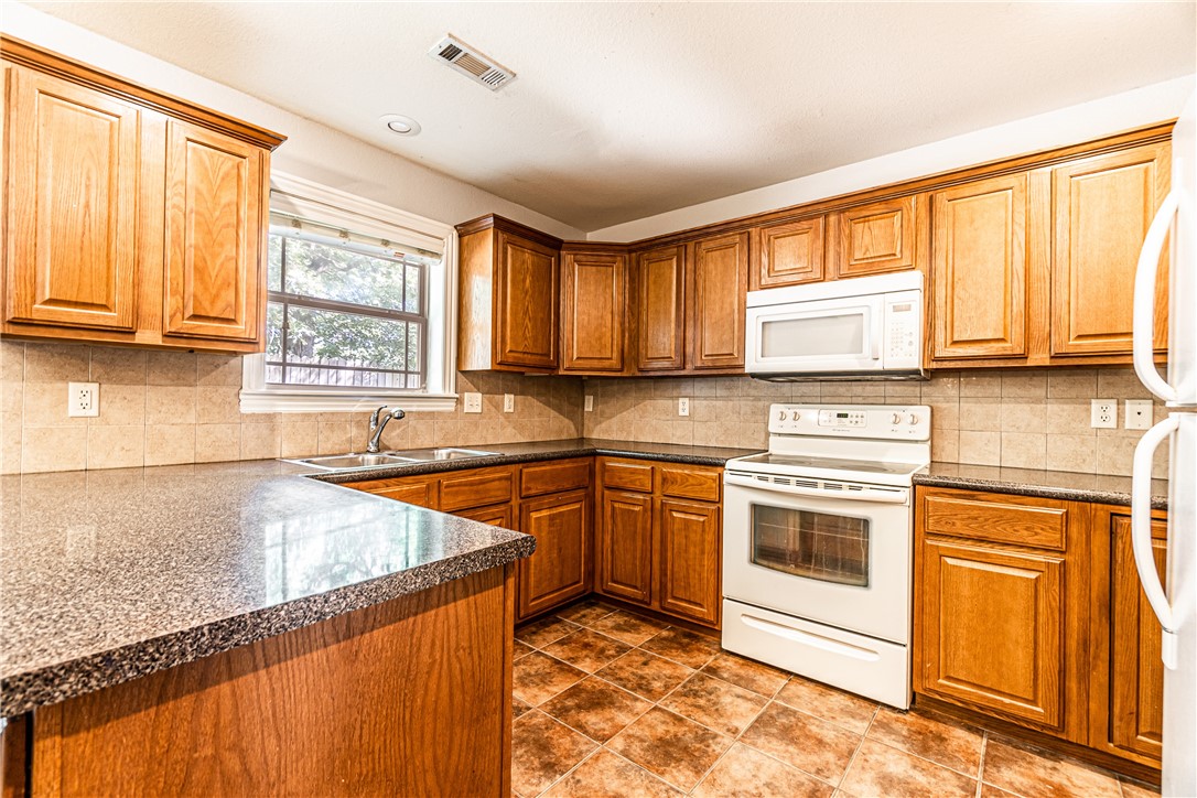 Country Meadows Sub Gravette - Residential Lease