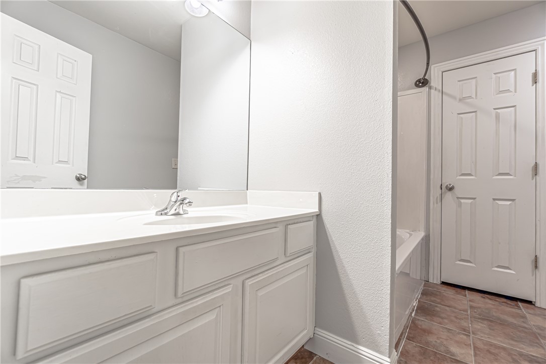 Country Meadows Sub Gravette - Residential Lease