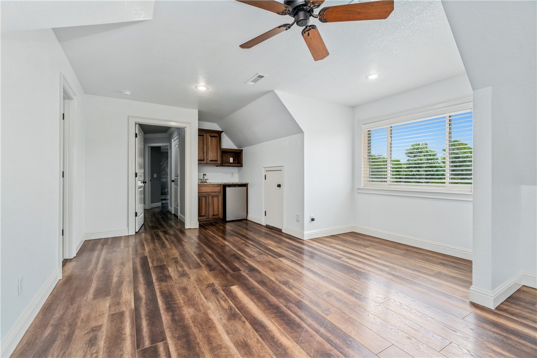 Cross Creek - Residential