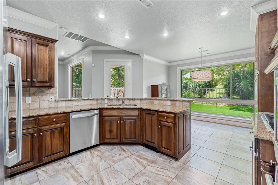 Cross Creek - Residential