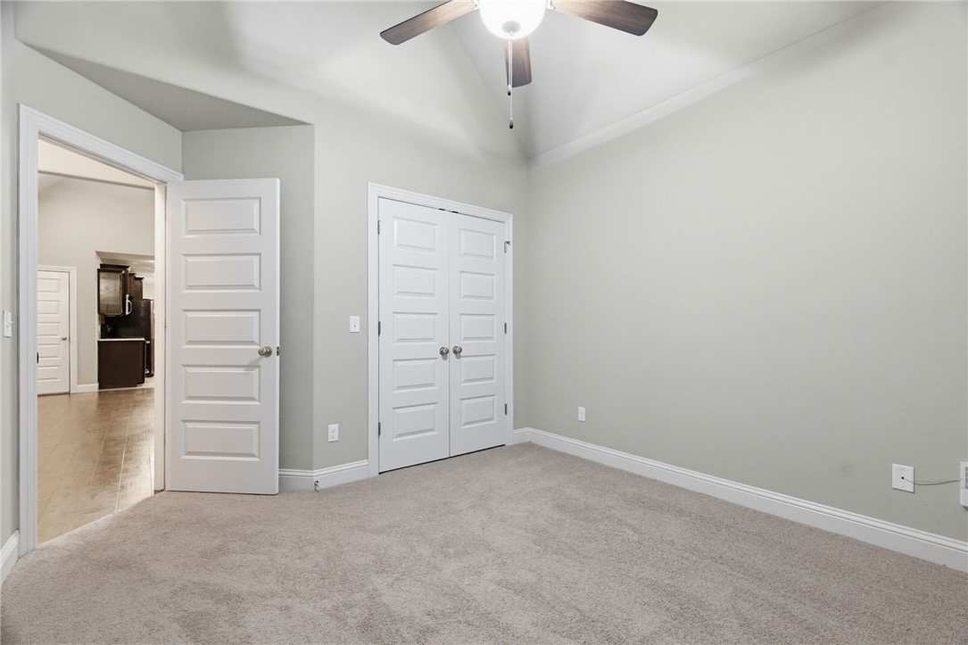 Stone Meadow Add Bentonville - Residential