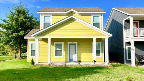 Photo of 3881 W Albatross Loop, Fayetteville, AR 72704 (MLS # 1334470)