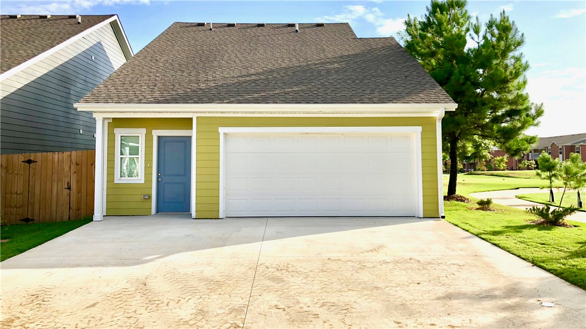 Links At Fayetteville Row Homes - Residential Lease