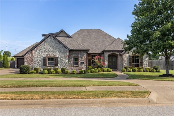 174 ARLINGTON WAY, TONTITOWN, AR 72762 - Image 0fa87ac397c4fcfd7c1eb172d64ef936/101428956
