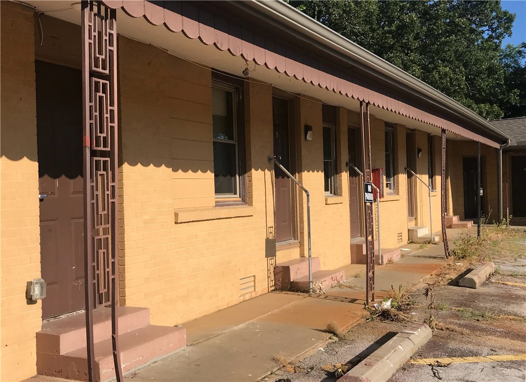 Wahneetah Heights - Residential