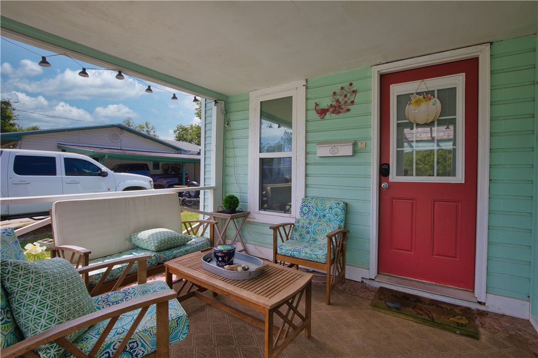 MCGAUGHEYS ORCHARD - Residential