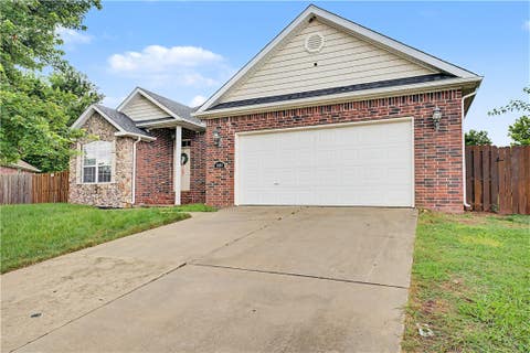 Photo of 3138 Chadwick Street, Springdale, AR 72764 (MLS # 1353262)