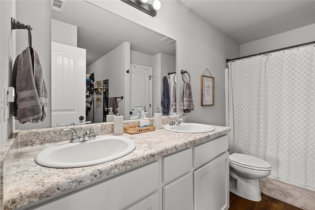 Lakewood Sub Ph Vi Lowell - Residential