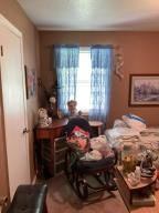 Country Manor - Residential