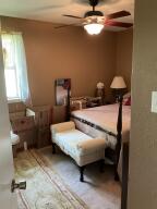 Country Manor - Residential