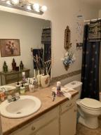 Country Manor - Residential