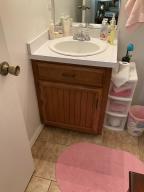 Country Manor - Residential