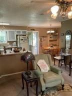 Country Manor - Residential