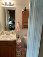 Country Manor - Residential