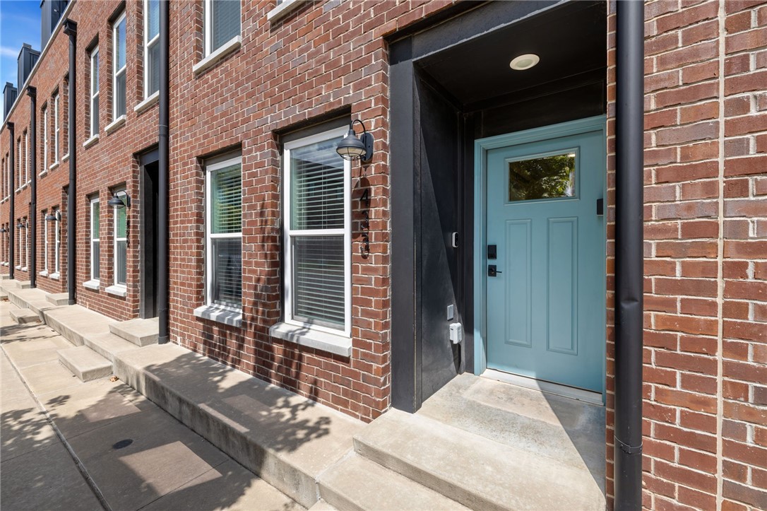 T J Hollands Sub Bentonville - Residential
