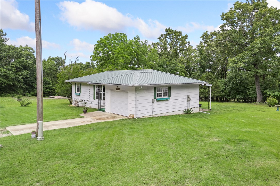 Country Club Hills - Residential