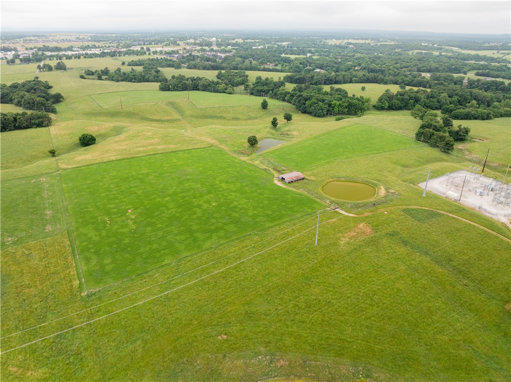 Tontitown Outlots 2000 Annex - Land
