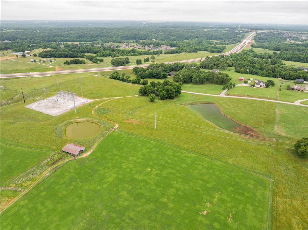 Tontitown Outlots 2000 Annex - Land