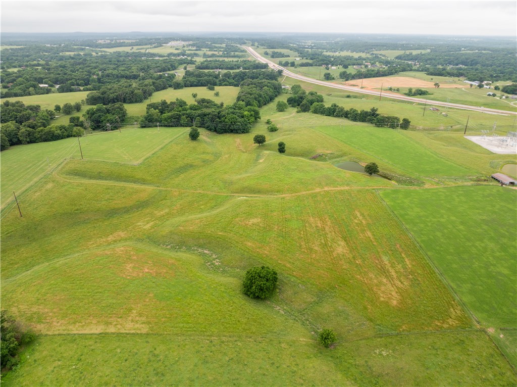 Tontitown Outlots 2000 Annex - Land