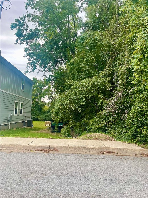 Fayetteville Outlots - Land