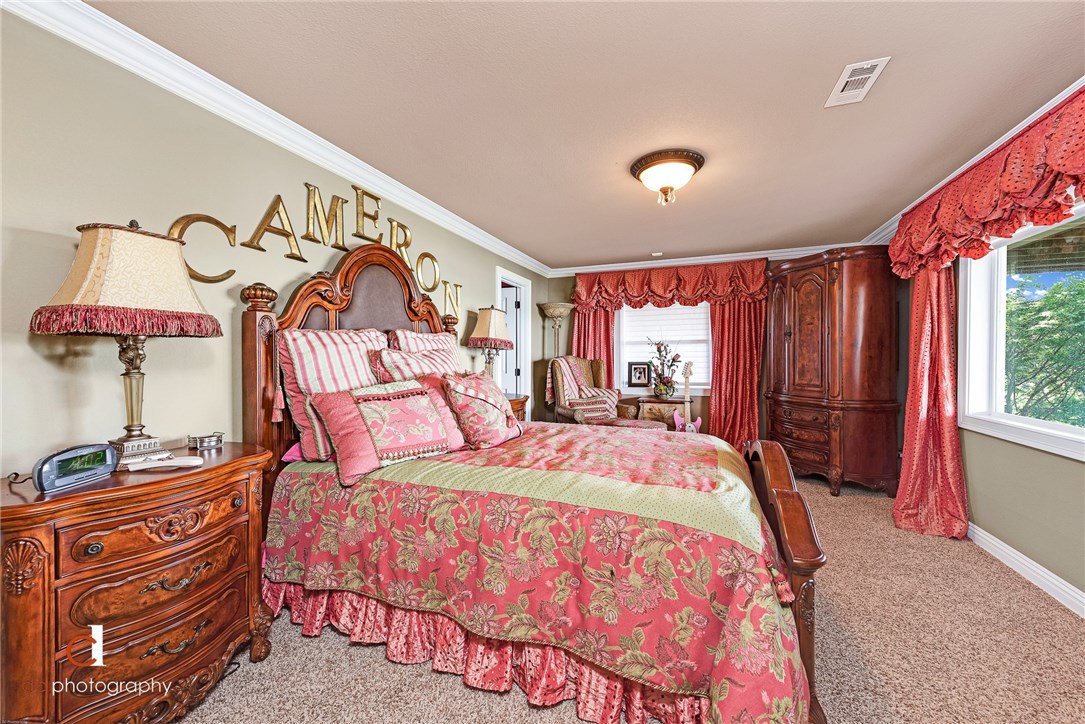 Crows Nest - Residential