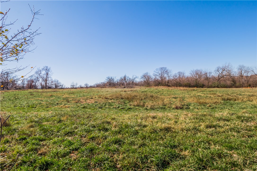 06-18-30-CAVE SPRINGS - Residential