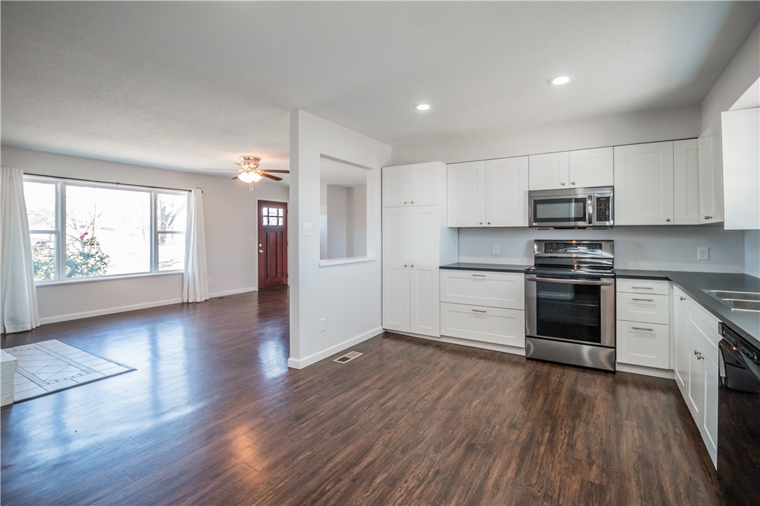 06-18-30-CAVE SPRINGS - Residential