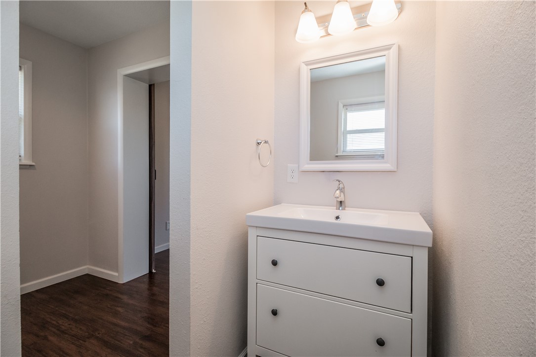 06-18-30-CAVE SPRINGS - Residential