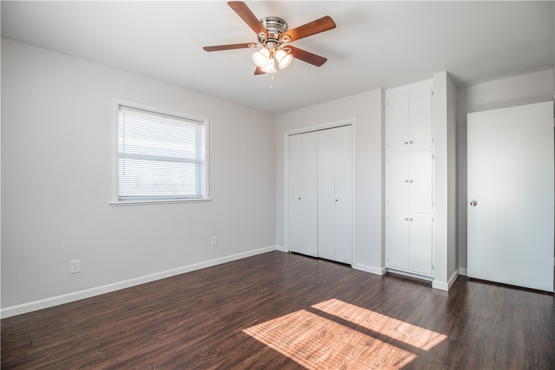 06-18-30-CAVE SPRINGS - Residential