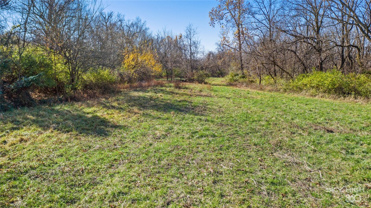 06-18-30-CAVE SPRINGS - Residential