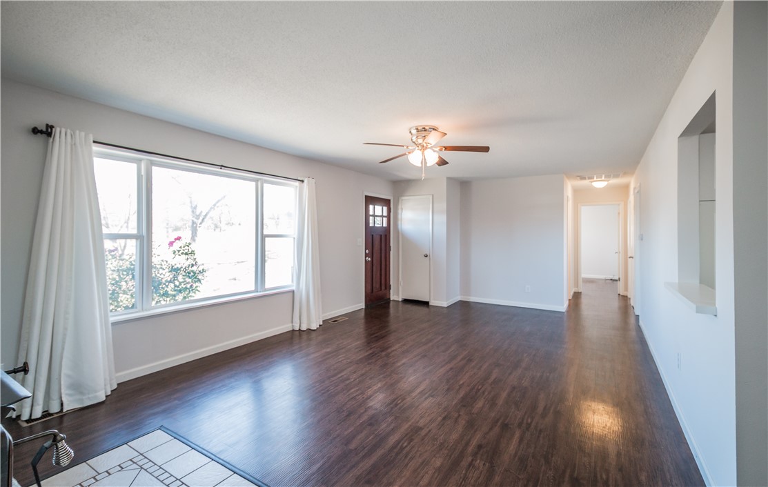 06-18-30-CAVE SPRINGS - Residential