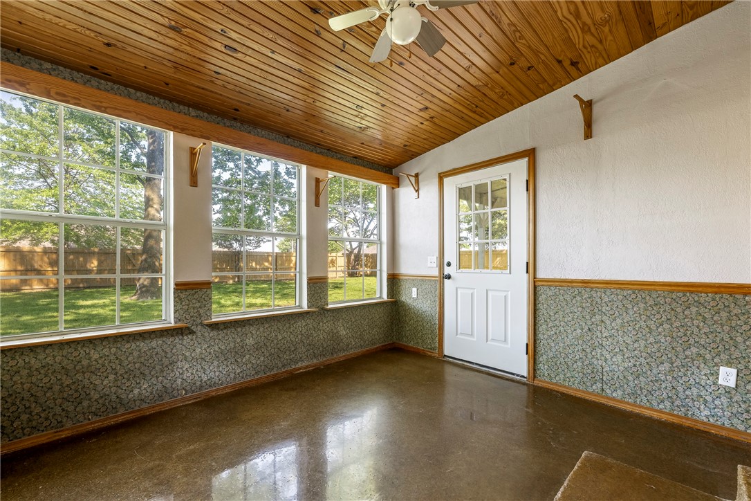Round Prairie Estate Ph 1 Gentry - Residential