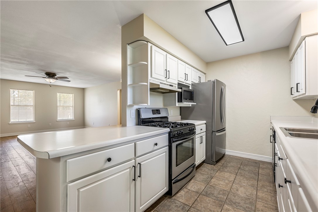 Round Prairie Estate Ph 1 Gentry - Residential