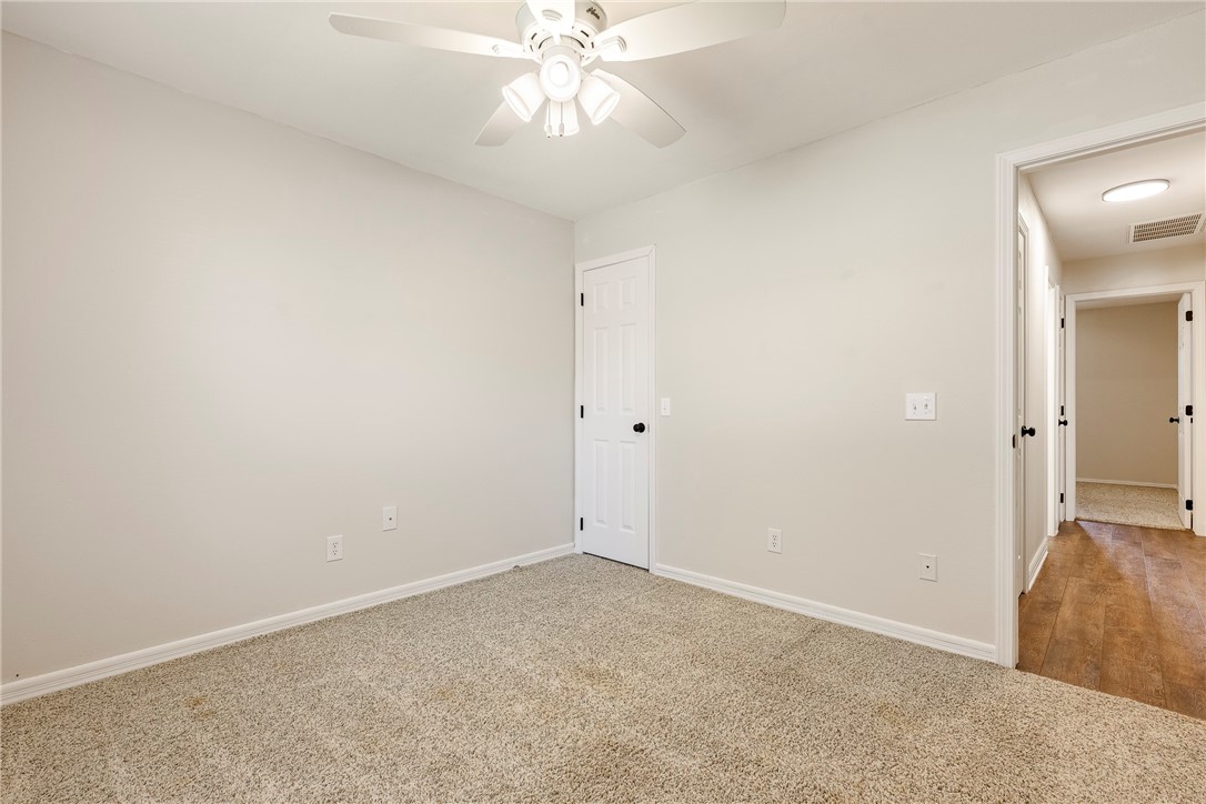 Round Prairie Estate Ph 1 Gentry - Residential