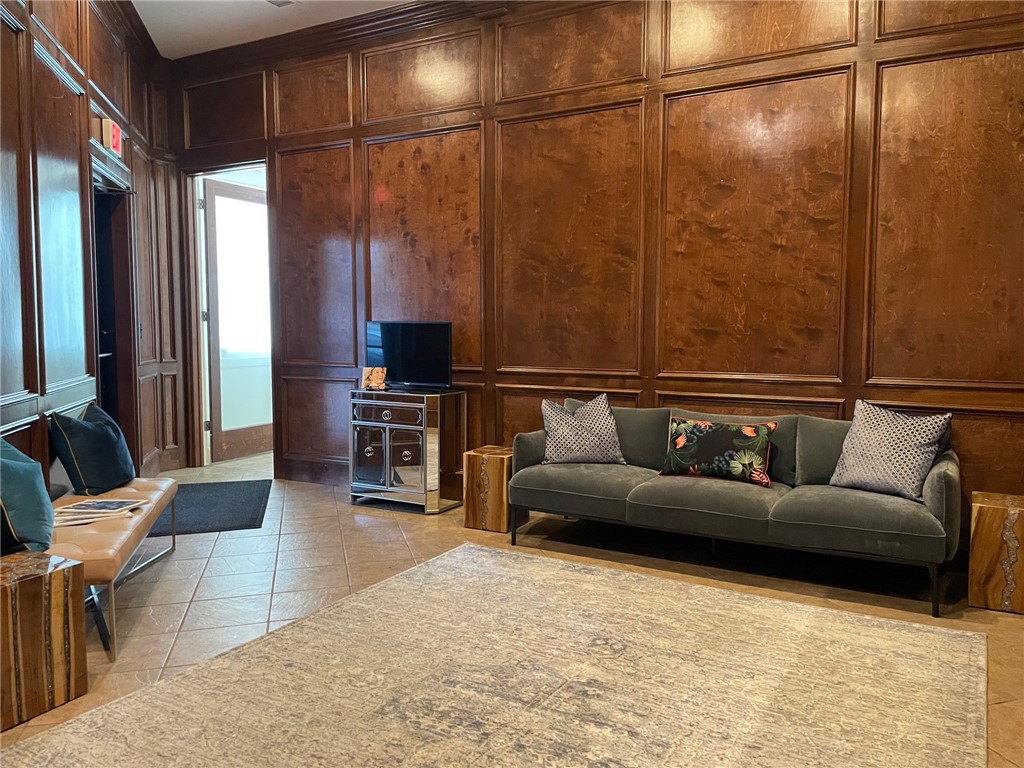 Joyce Medical & Professional Center Hpr - Commercial Lease