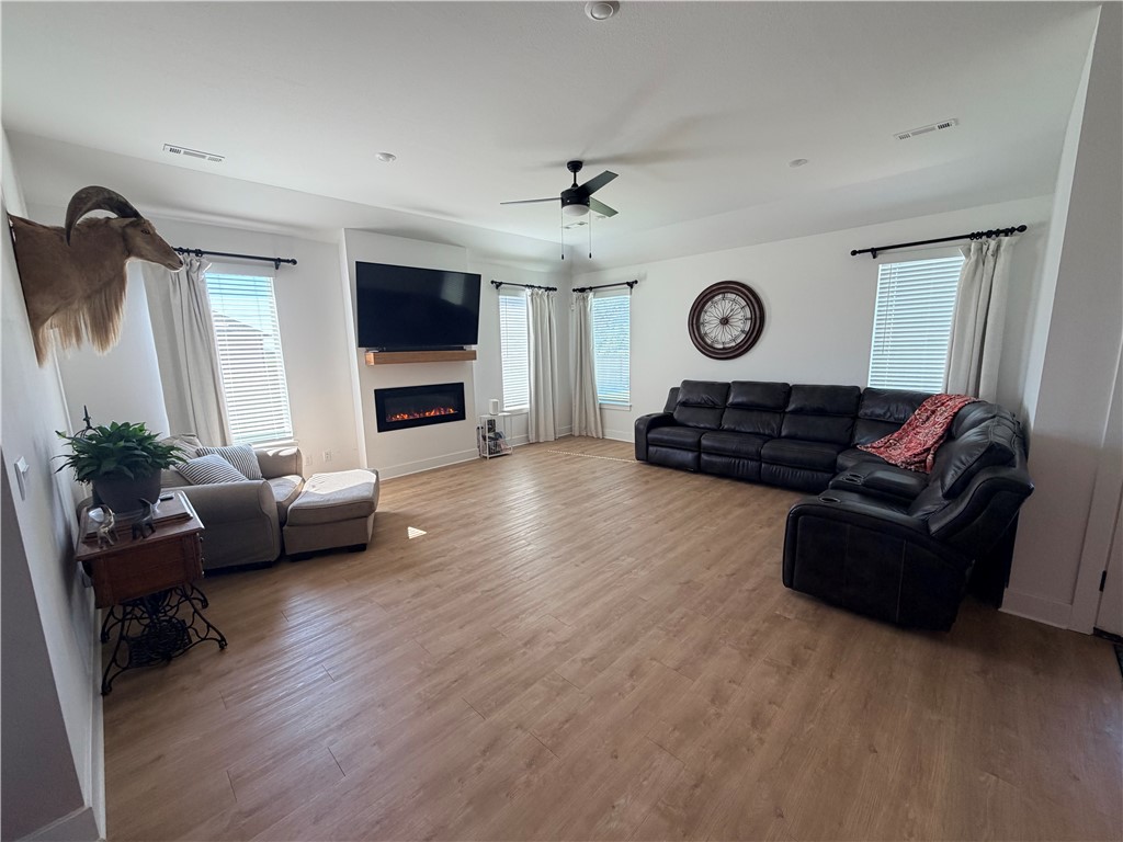 Hillcrest Sub Ph I Siloam Spgs - Residential
