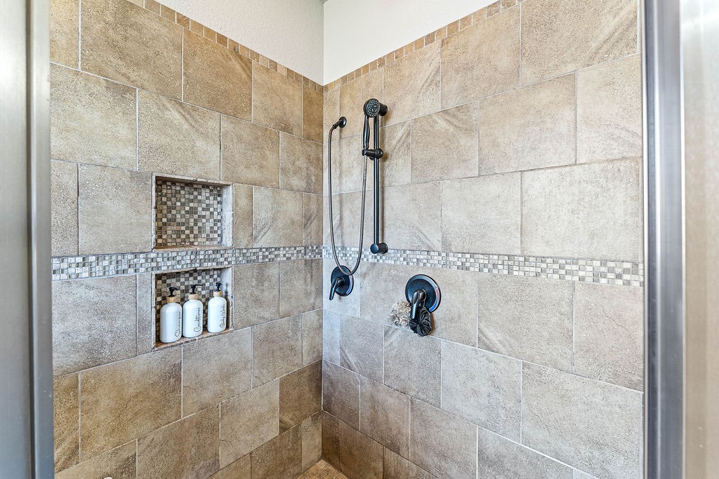 Delwhite Sub Bentonville - Residential