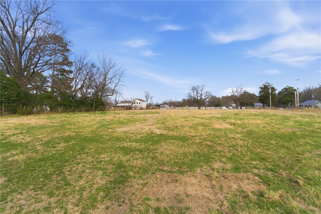 Elm Spgs Outlots - Land