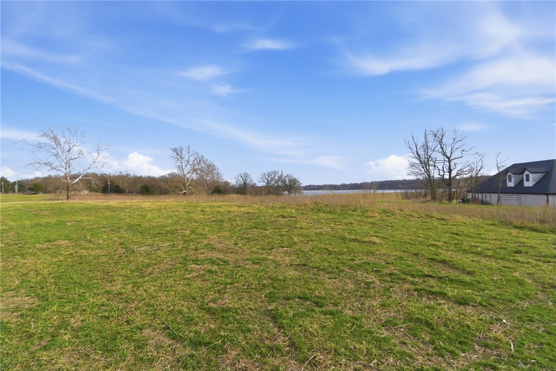 Elm Spgs Outlots - Land