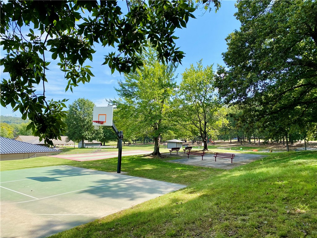 Kingsdale Courts - Residential