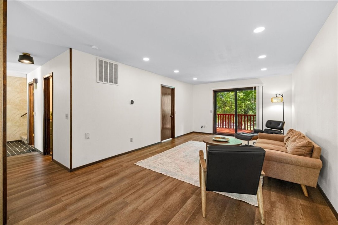 Kingsdale Courts - Residential