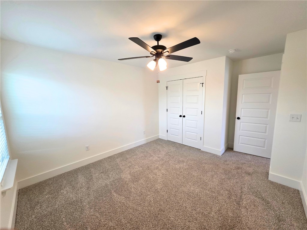 Woodcrest Walk Sub Centerton - Residential Lease