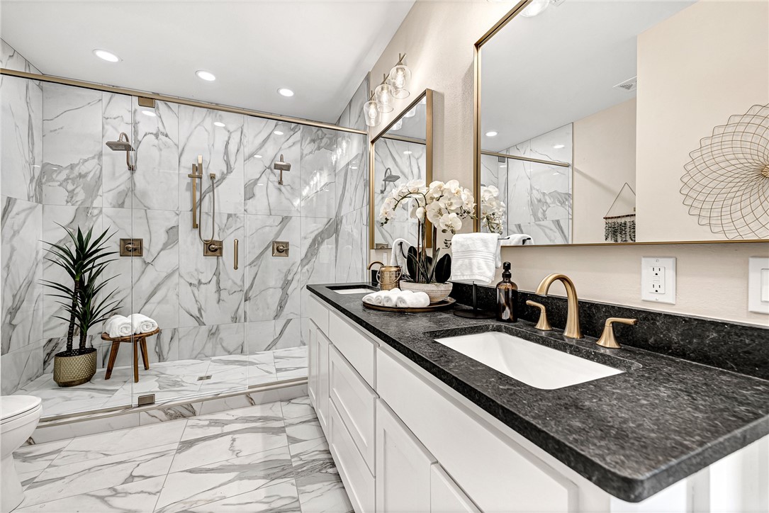 Subdivision: 21-16-30 FAYETTEVILLE OUTLO - Residential Lease