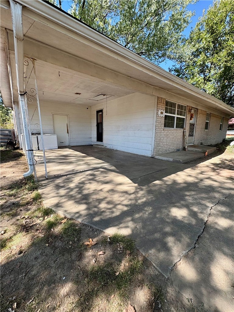 615 Pleasant Avenue