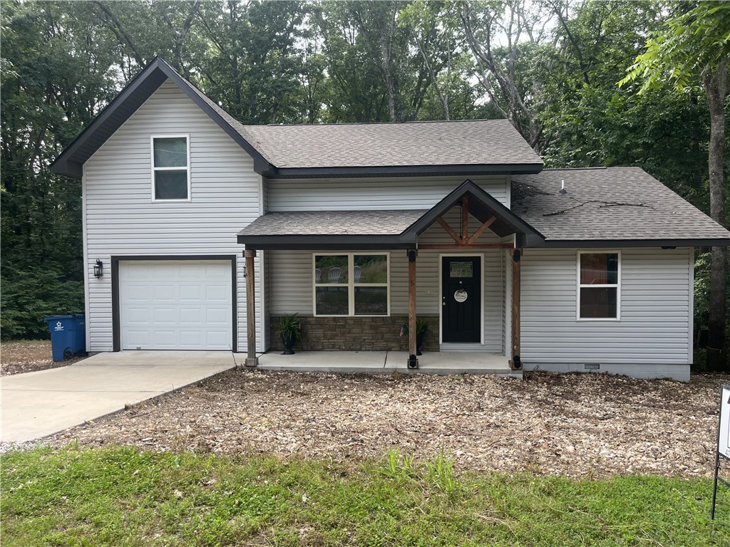 Priced below market to sell quickly. Offers will be accepted 7/1 through 7/4 and best offer will be accepted on 7/4. Please see picture of floor plan as it is unique - but if you appreciate privacy, this home is the perfect retreat as it is at the end of the cul-de-sac.