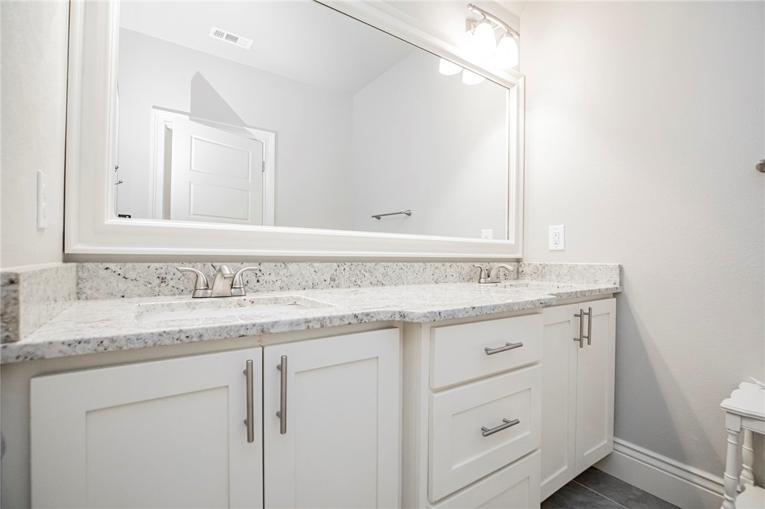 Champions Golf & Cc Rogers - Residential